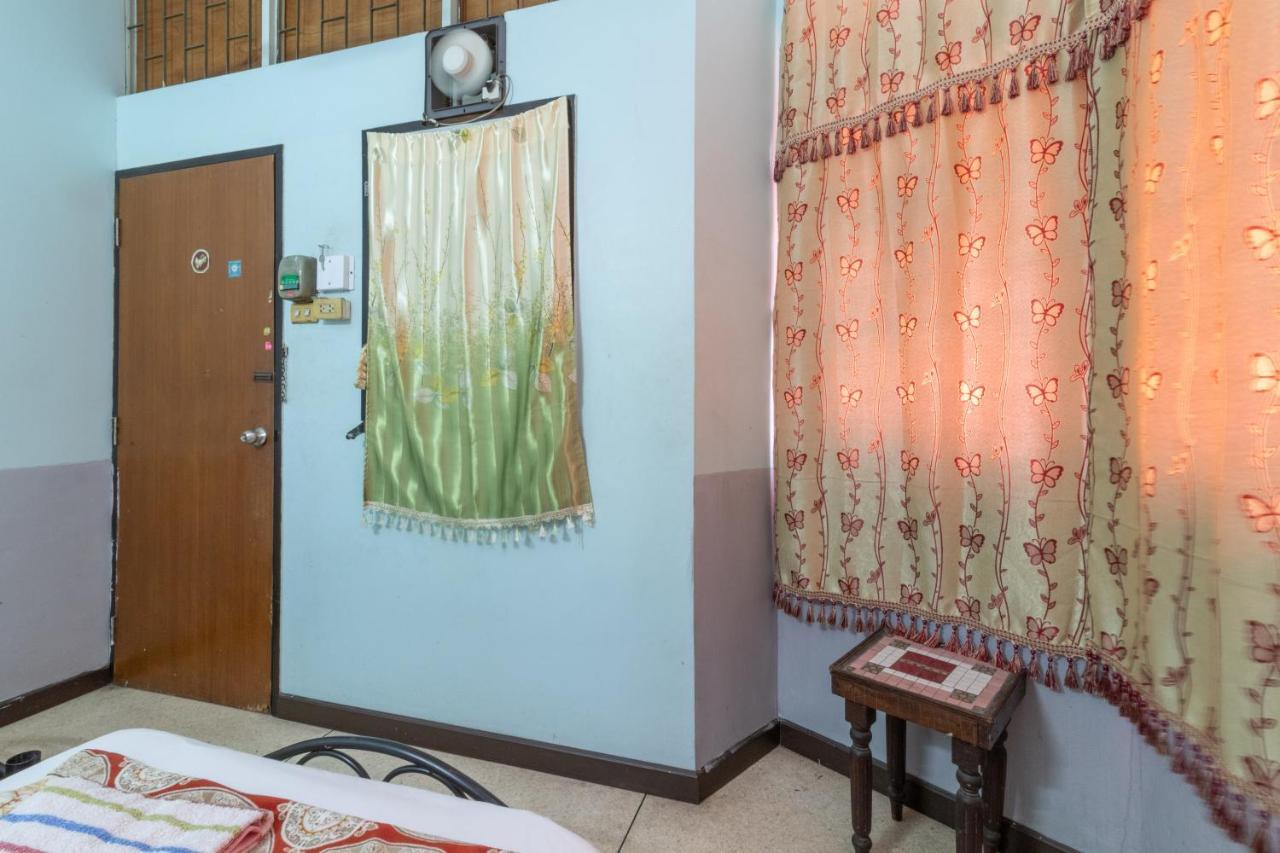 בנגקוק 7 Holder Guesthouse מראה חיצוני תמונה